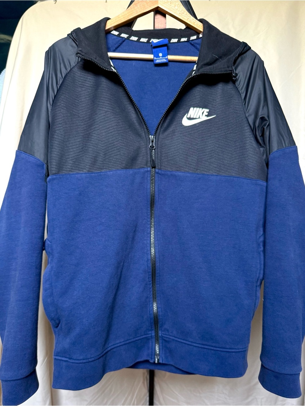 Nike Two-Tone Navy and Black Full-Zip Hoodie